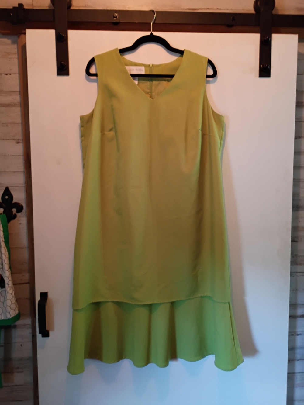 Vintage Allison Woods Green Dress, Missing Jacket - Picture 2 of 9